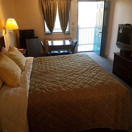 Traveler'S Choice Motel Shoreline Park Esterno foto