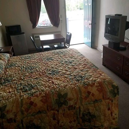 Traveler'S Choice Motel Shoreline Park Esterno foto