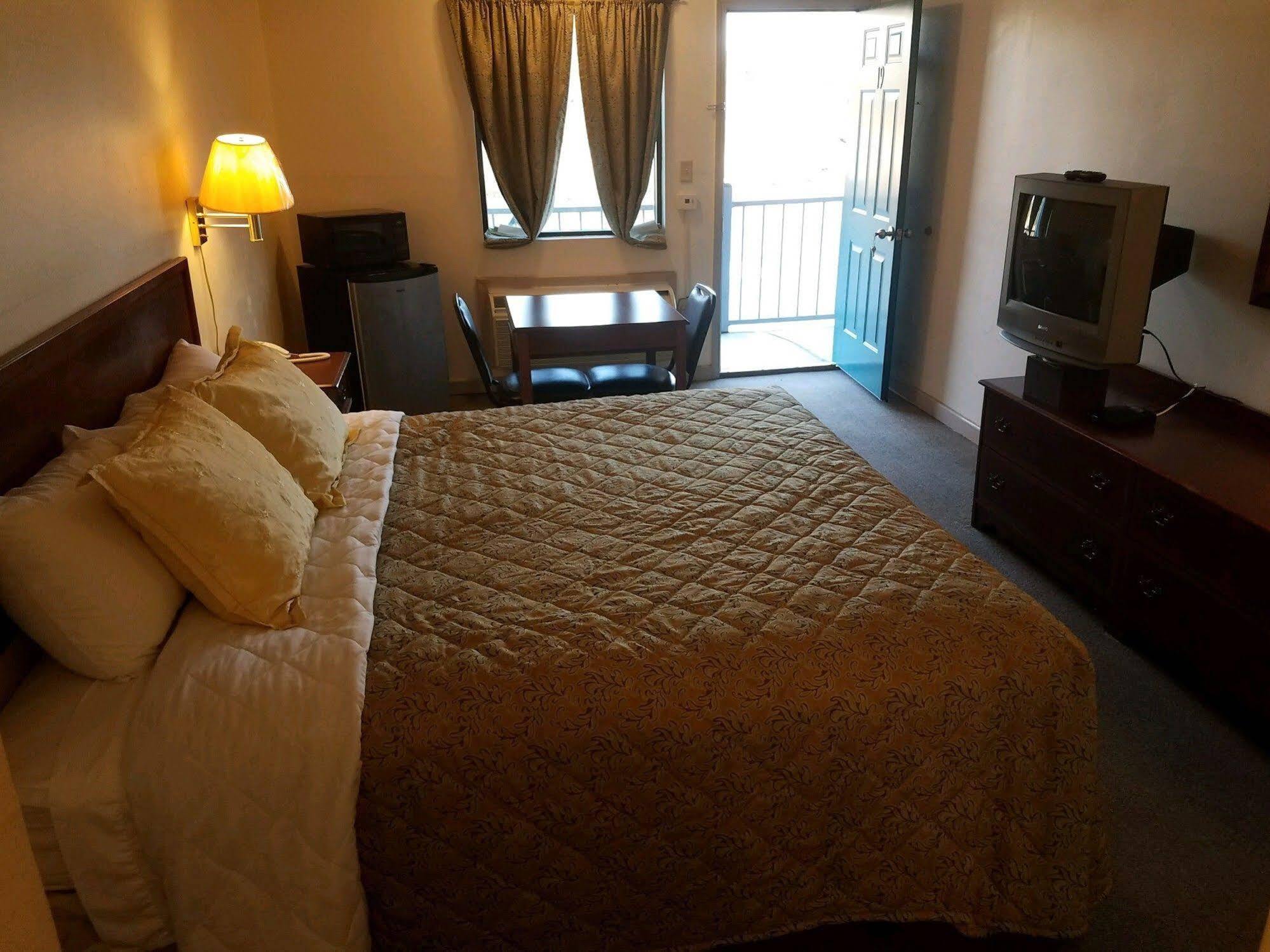 Traveler'S Choice Motel Shoreline Park Esterno foto